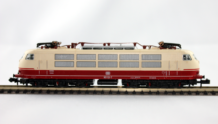 Baureihe 103 113-7 von Minitrix